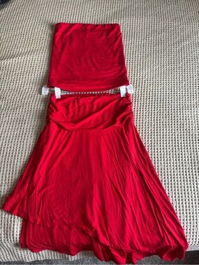 HARA Dune Bandeau and Serena Skirt in Chili